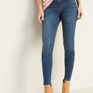 NEW Old Navy Mid-Rise Rockstar Super Skinny Jeggings — 8P